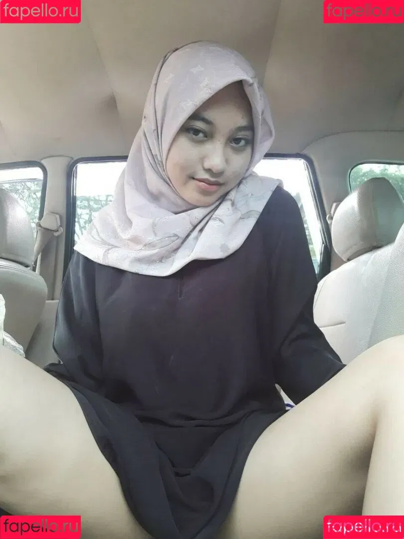 MeruChan Onlyfans Photo Gallery 