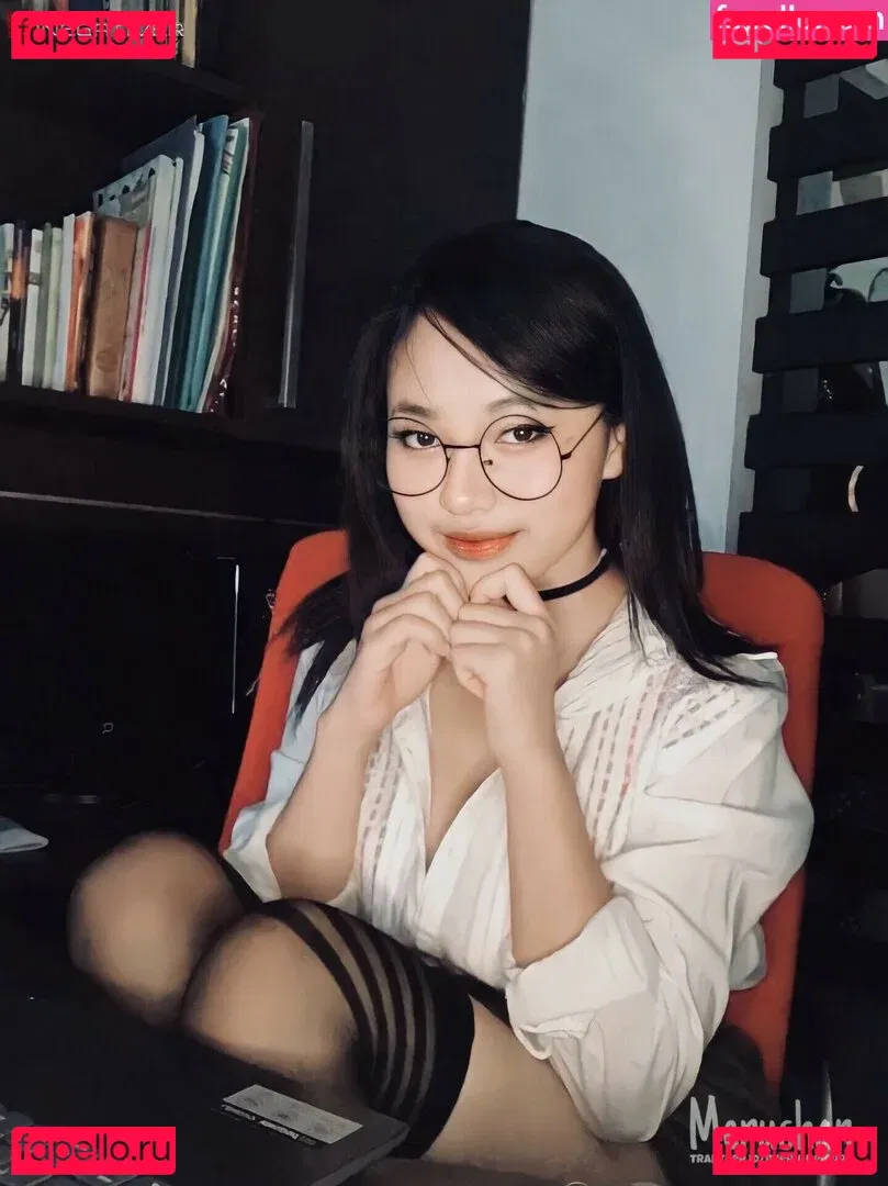 MeruChan Onlyfans Photo Gallery 