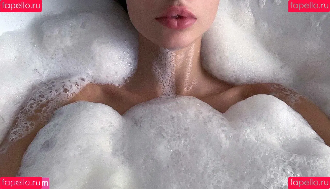 unrealcobain Onlyfans Photo Gallery 