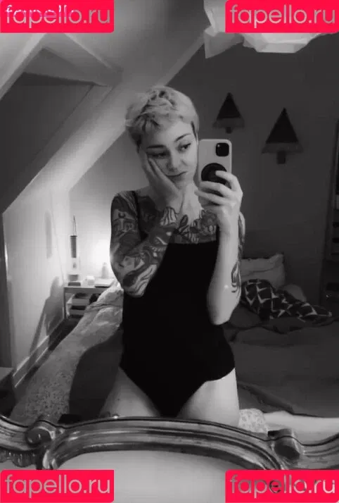 Julia Crds Onlyfans Photo Gallery 