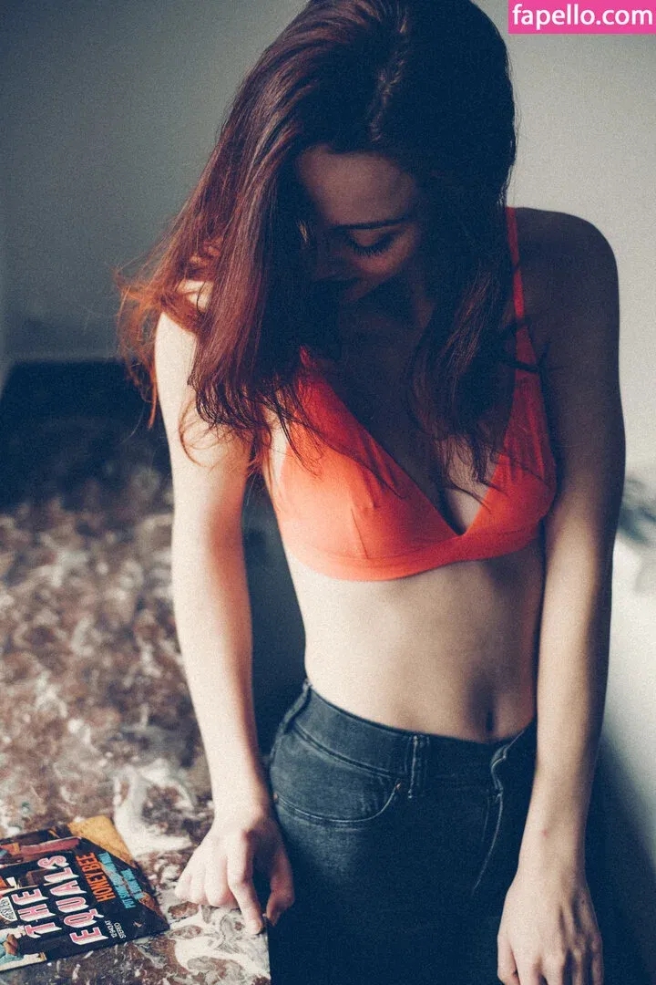 Julia Crds Onlyfans Photo Gallery 