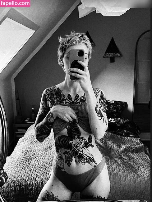 Julia Crds Onlyfans Photo Gallery 