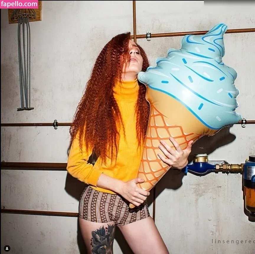 Julia Crds Onlyfans Photo Gallery 