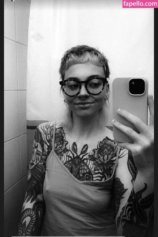 Julia Crds Onlyfans Photo Gallery 