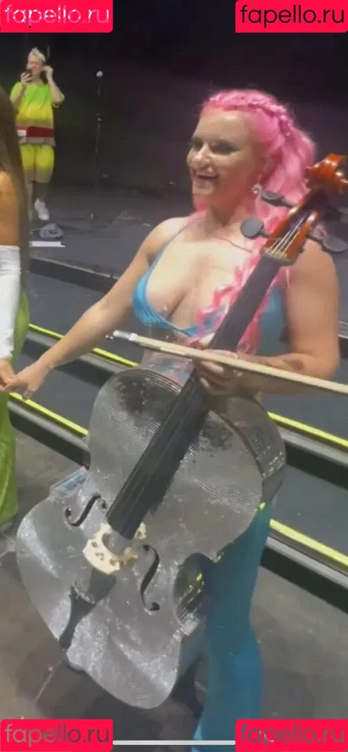 Grace Chatto Onlyfans Photo Gallery 