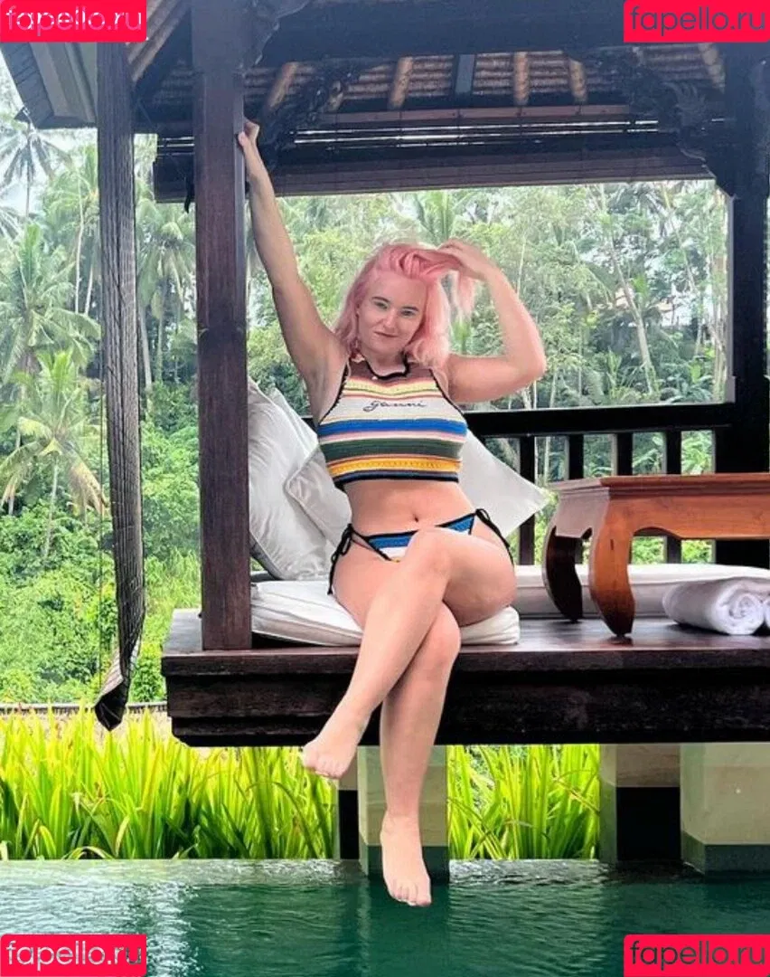 Grace Chatto Onlyfans Photo Gallery 