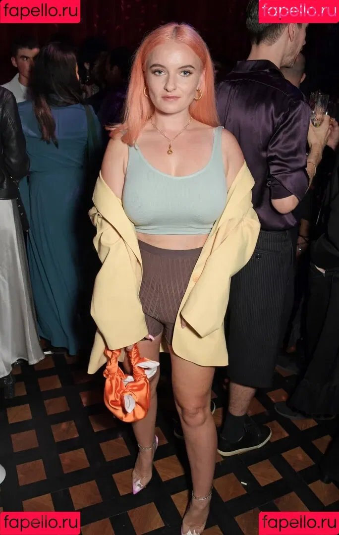 Grace Chatto Onlyfans Photo Gallery 