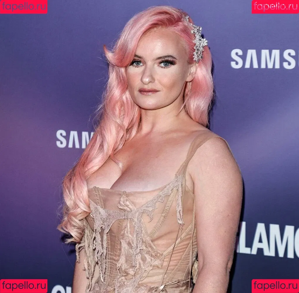 Grace Chatto Onlyfans Photo Gallery 