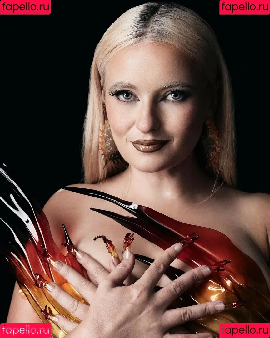 Grace Chatto Onlyfans Photo Gallery 