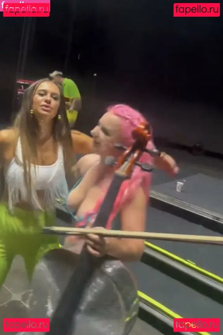 Grace Chatto Onlyfans Photo Gallery 