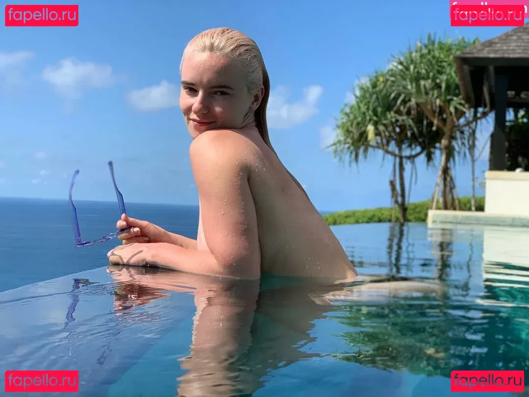 Grace Chatto Onlyfans Photo Gallery 