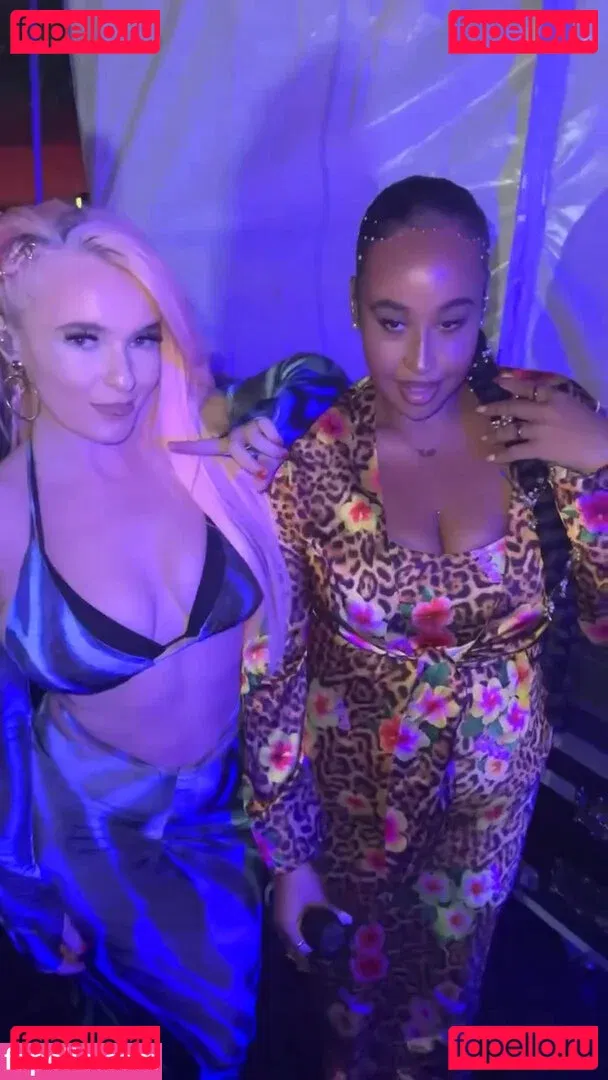 Grace Chatto Onlyfans Photo Gallery 