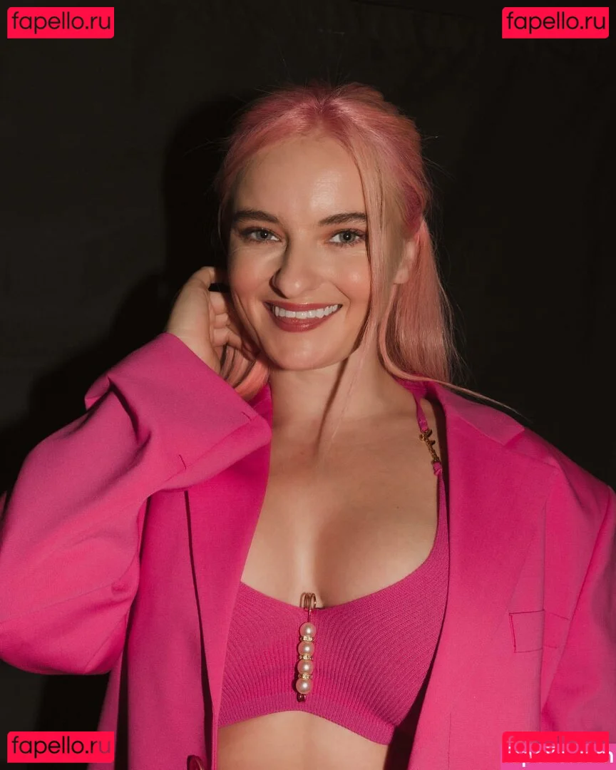 Grace Chatto Onlyfans Photo Gallery 