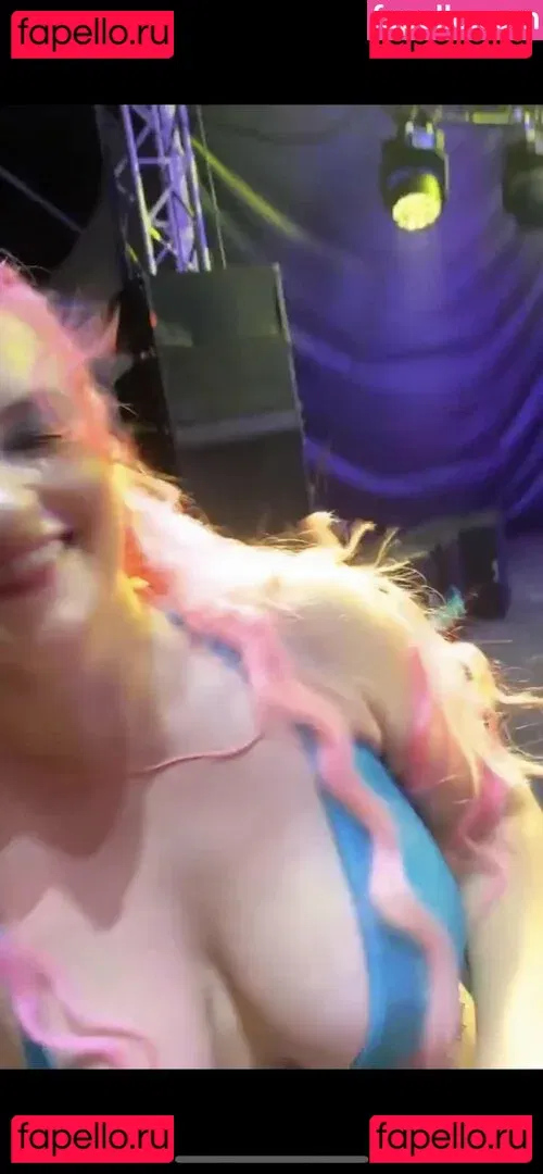 Grace Chatto Onlyfans Photo Gallery 