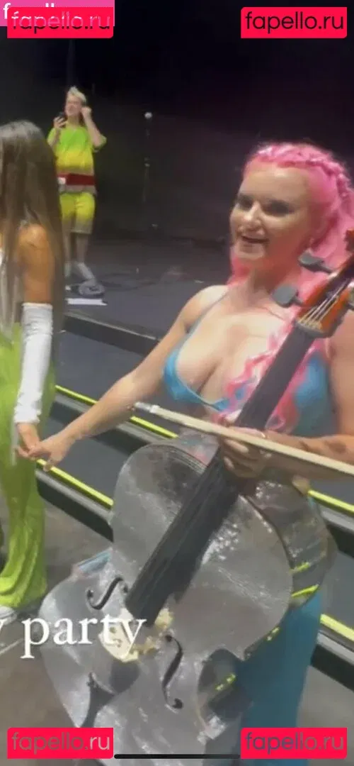 Grace Chatto Onlyfans Photo Gallery 