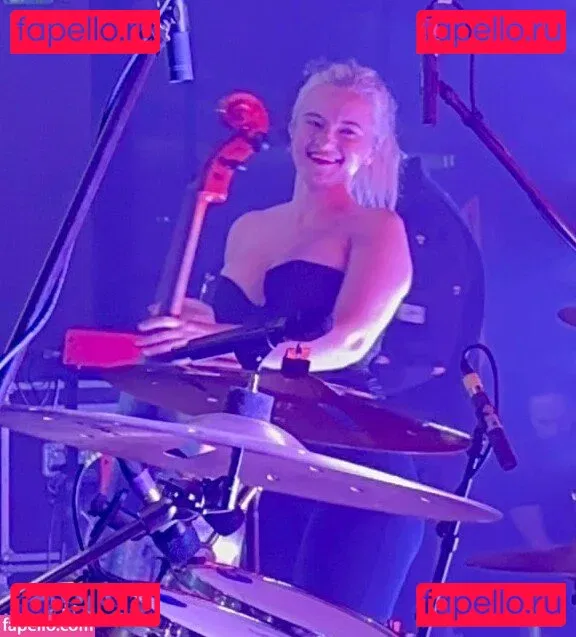 Grace Chatto Onlyfans Photo Gallery 