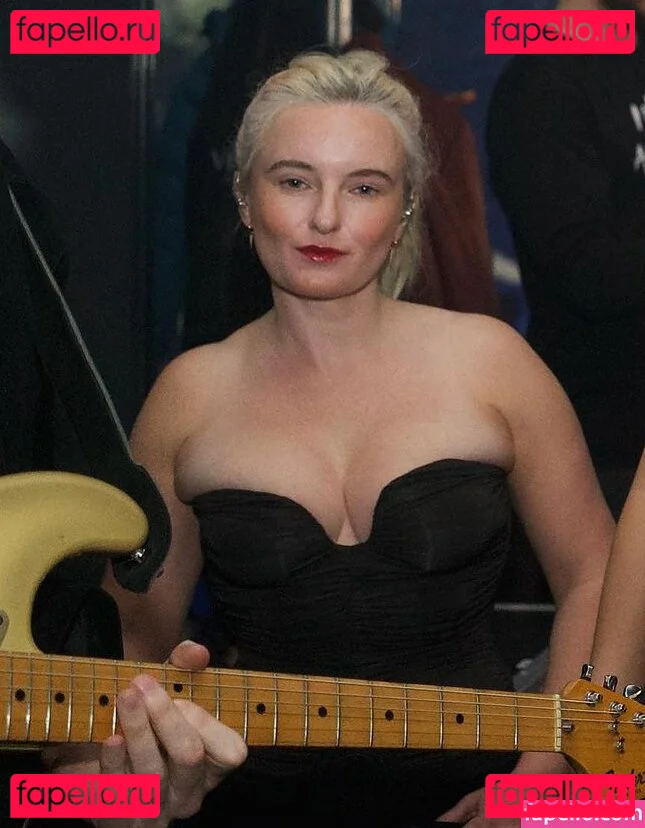 Grace Chatto Onlyfans Photo Gallery 