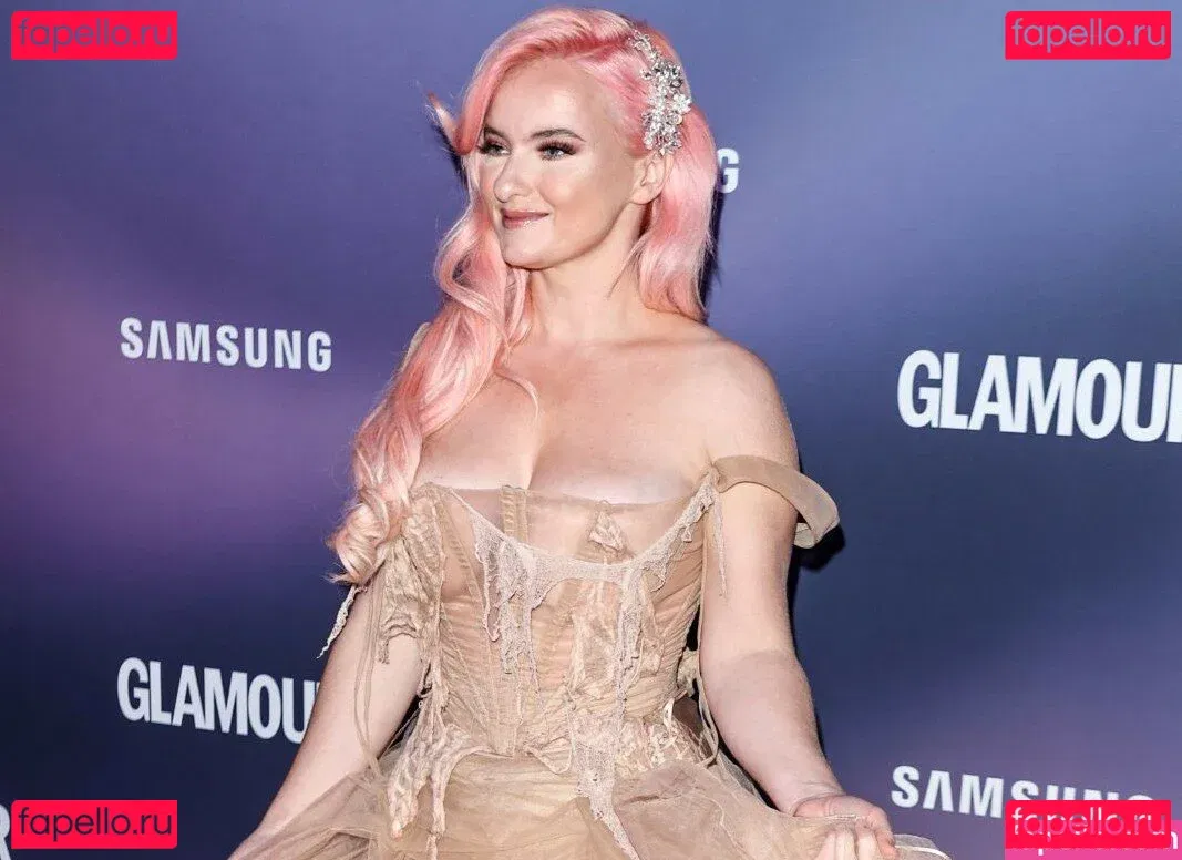 Grace Chatto Onlyfans Photo Gallery 