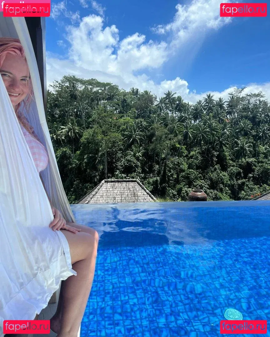 Grace Chatto Onlyfans Photo Gallery 