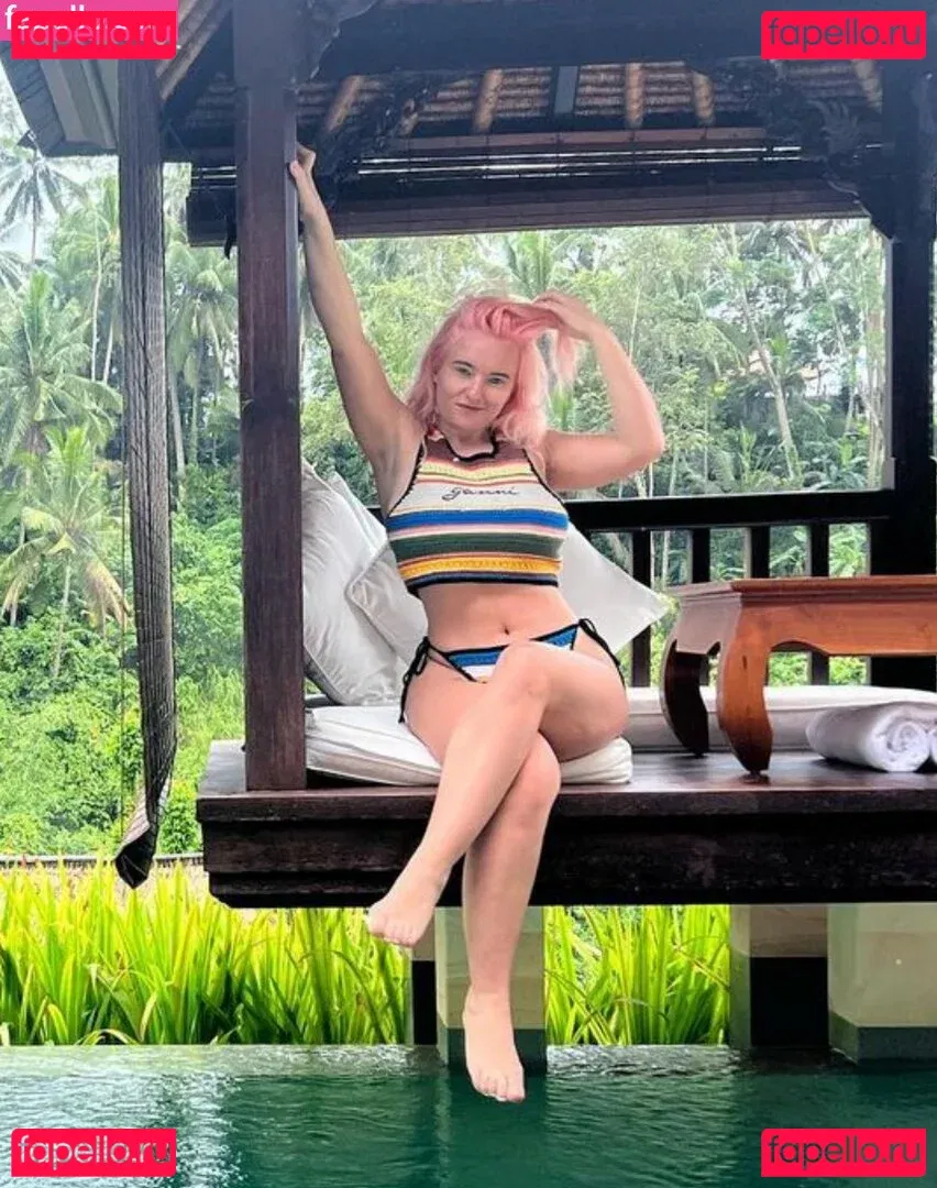 Grace Chatto Onlyfans Photo Gallery 