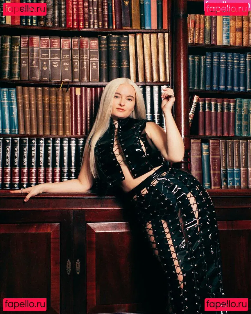 Grace Chatto Onlyfans Photo Gallery 