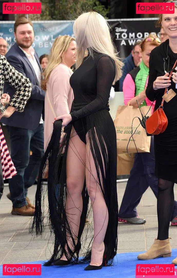 Grace Chatto Onlyfans Photo Gallery 