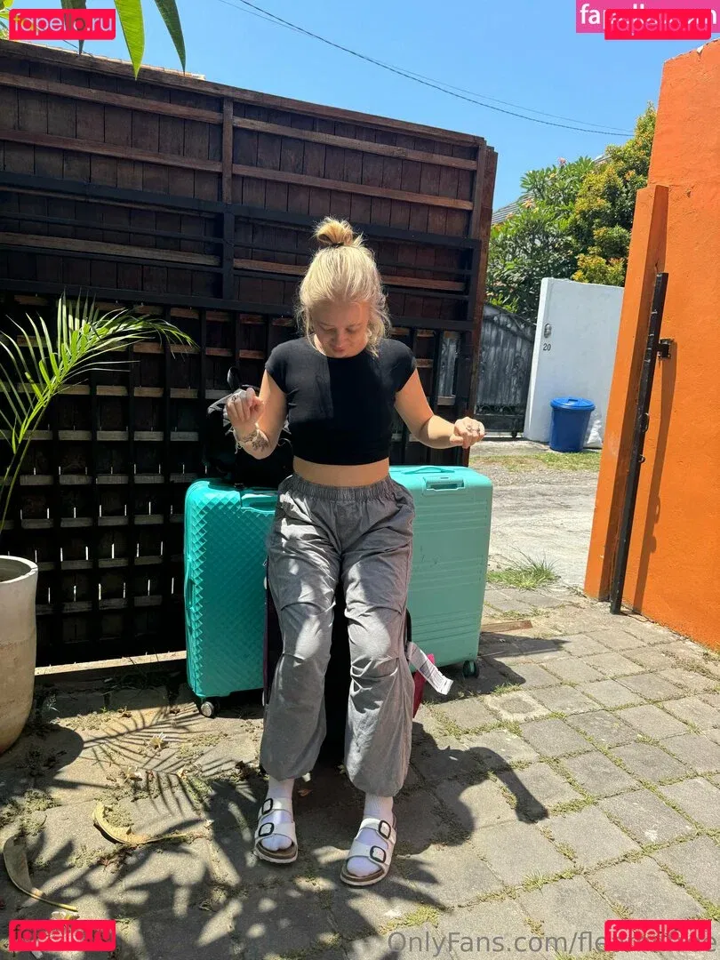 fleamxfree Onlyfans Photo Gallery 