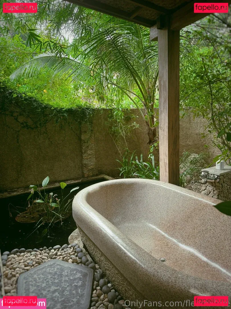 fleamxfree Onlyfans Photo Gallery 