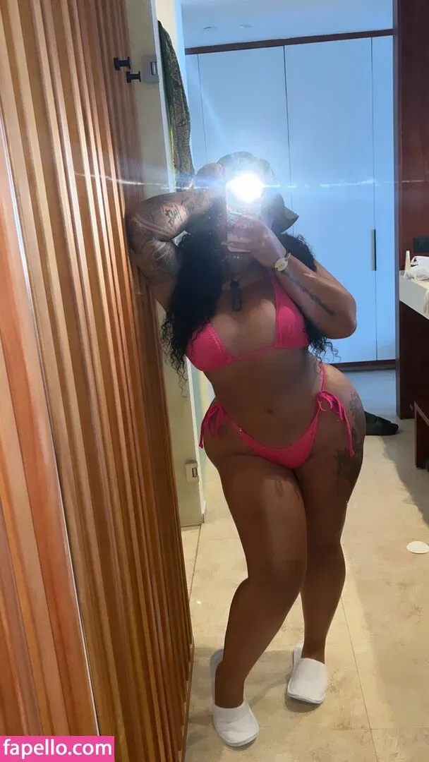 simplyyyj Onlyfans Photo Gallery 