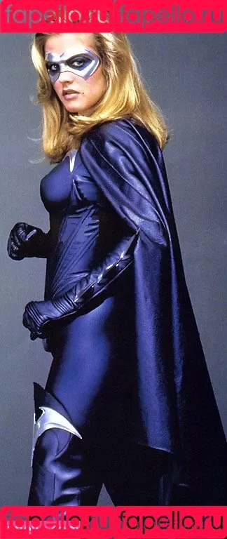 Alicia Silverstone Onlyfans Photo Gallery 