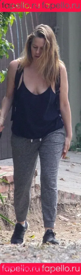 Alicia Silverstone Onlyfans Photo Gallery 