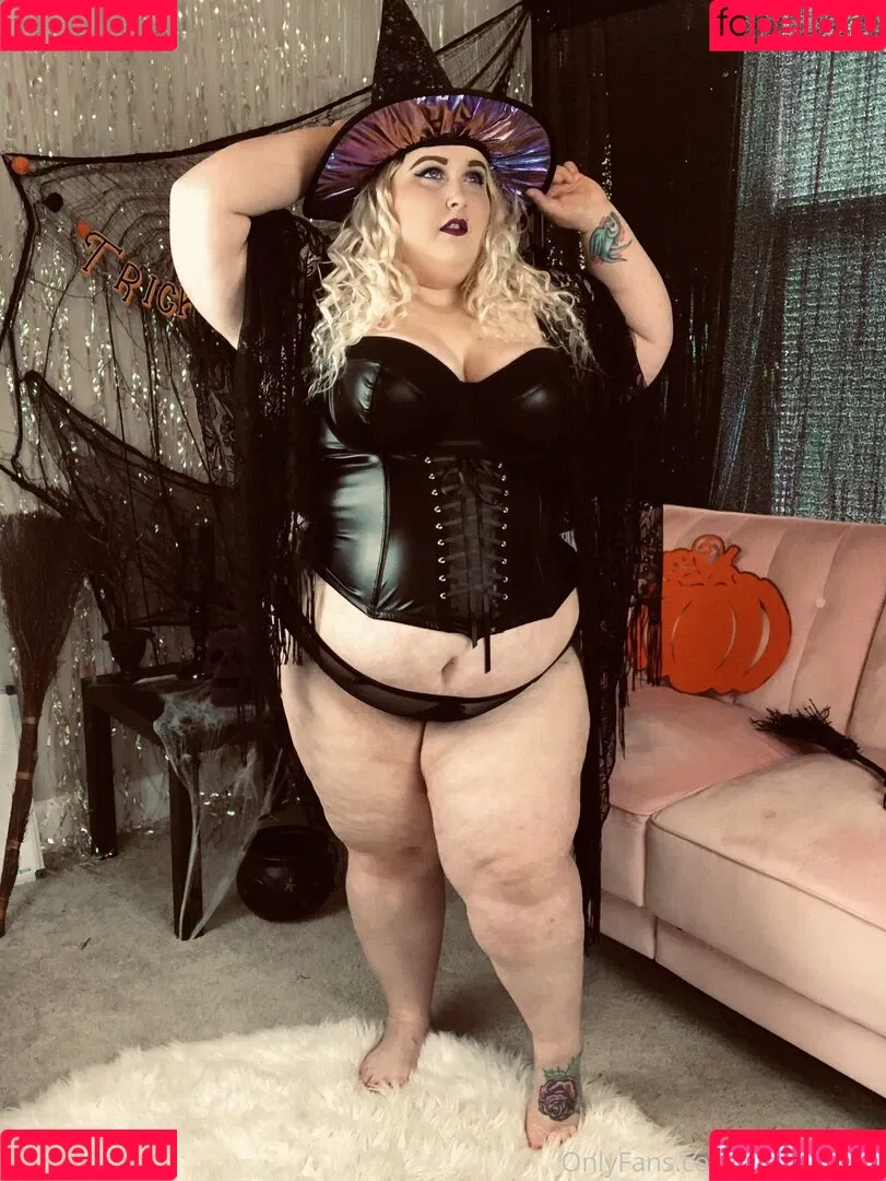 ivyisfree Onlyfans Photo Gallery 