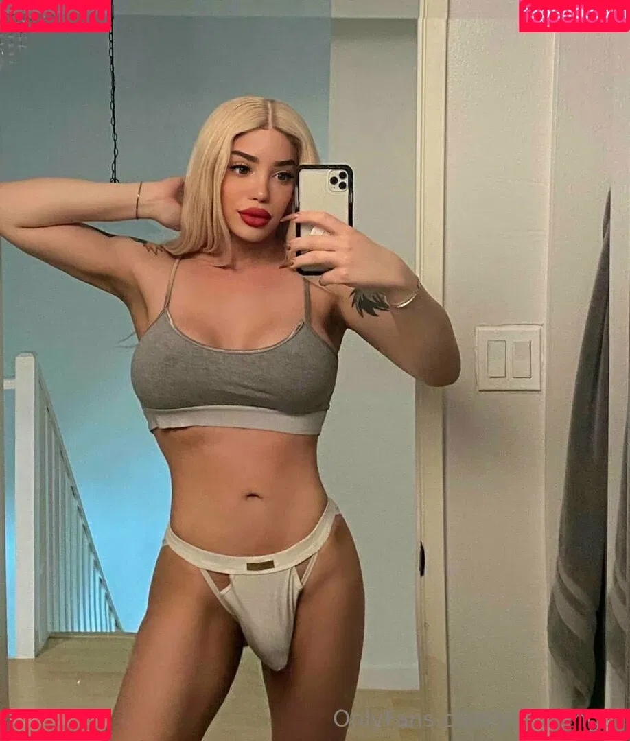 Andrea Anaconda Onlyfans Photo Gallery 