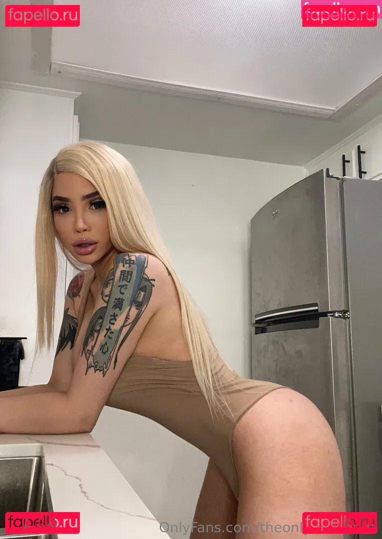 Andrea Anaconda Onlyfans Photo Gallery 