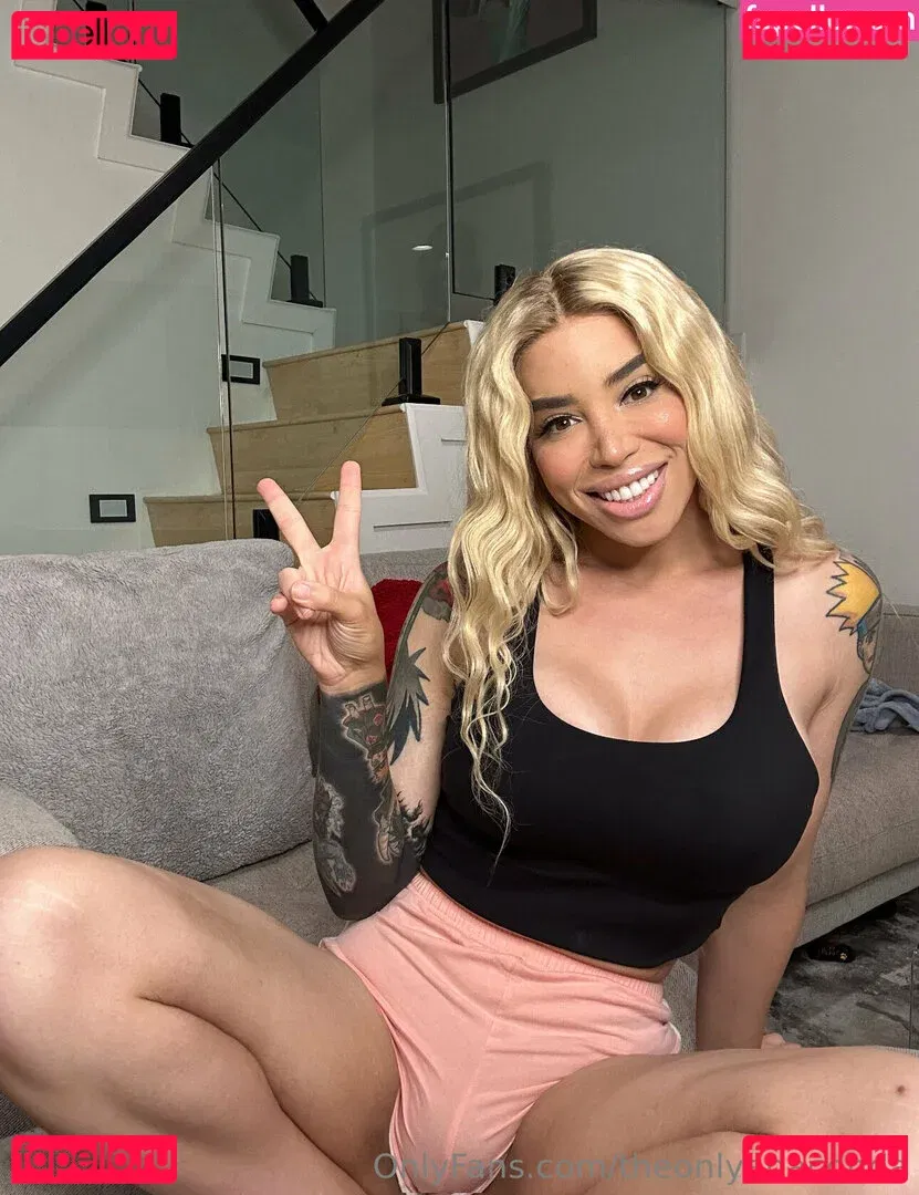 Andrea Anaconda Onlyfans Photo Gallery 