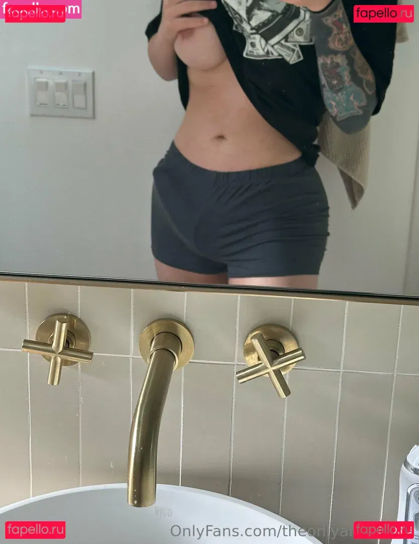 Andrea Anaconda Onlyfans Photo Gallery 