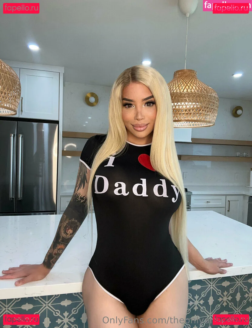 Andrea Anaconda Onlyfans Photo Gallery 