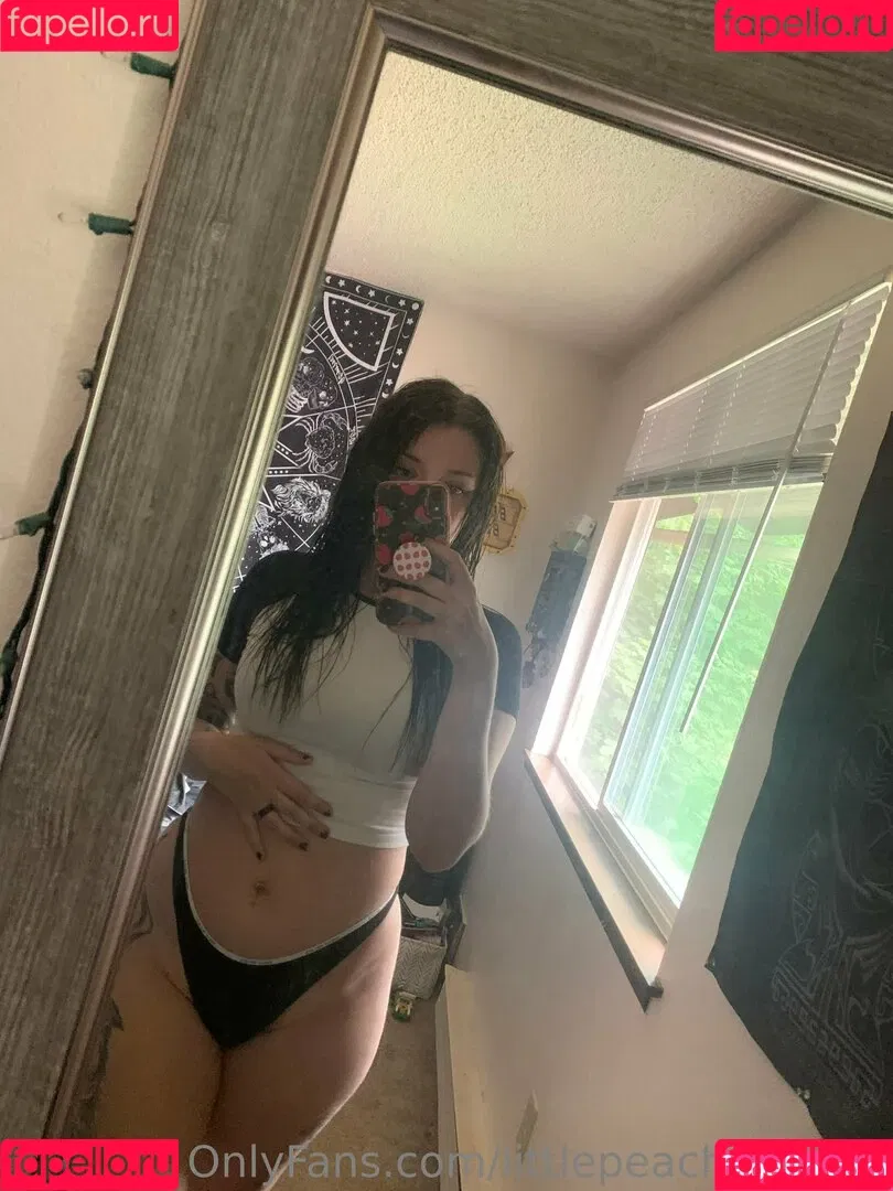 Littlepeachymama Onlyfans Photo Gallery 