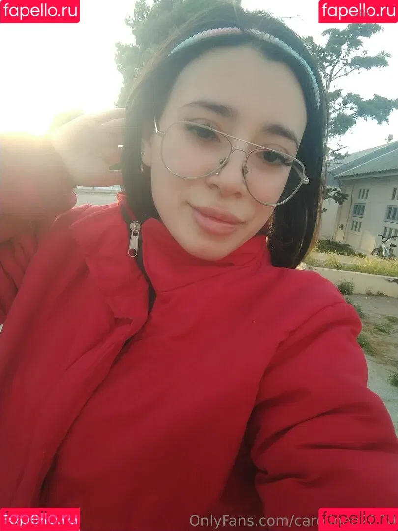 carolinee2000 Onlyfans Photo Gallery 