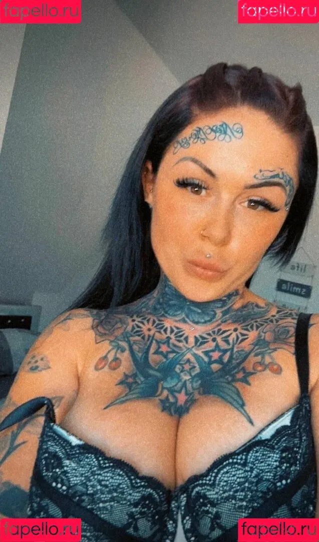 Nine Dienchen Onlyfans Photo Gallery 