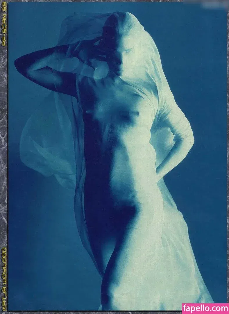 Katja Woywood Onlyfans Photo Gallery 