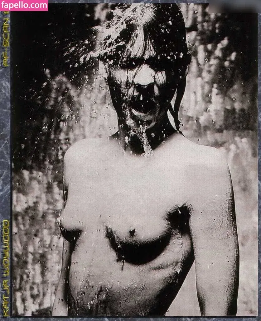 Katja Woywood Onlyfans Photo Gallery 