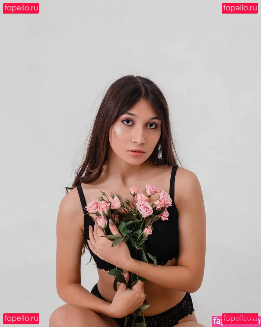 Shodo Girl Onlyfans Photo Gallery 