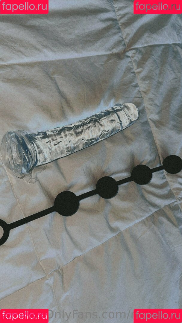 mteases Onlyfans Photo Gallery 