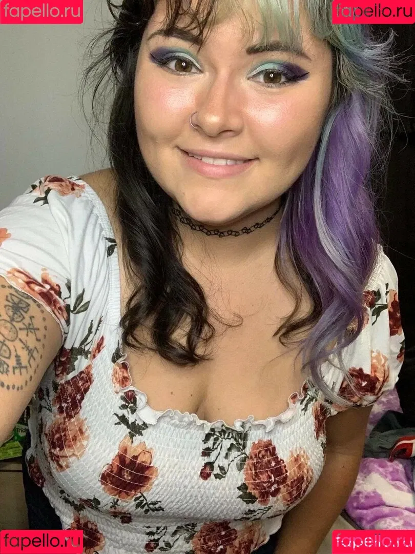SkyebellaXXX Onlyfans Photo Gallery 