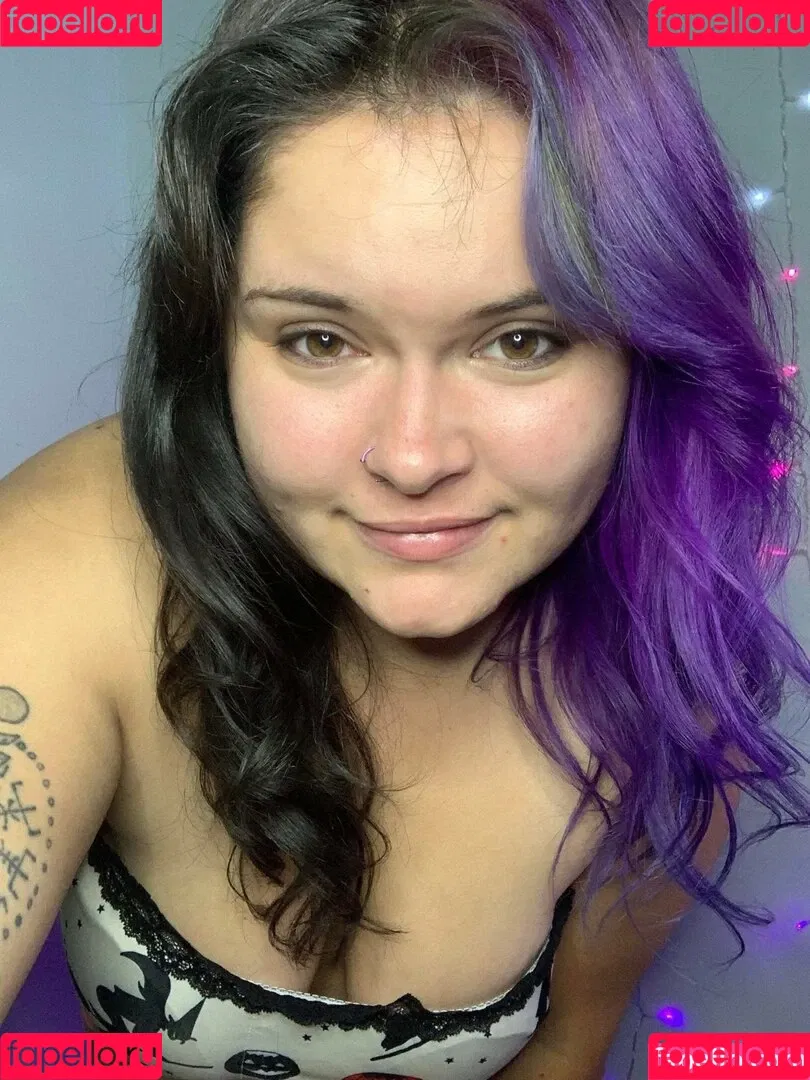 SkyebellaXXX Onlyfans Photo Gallery 