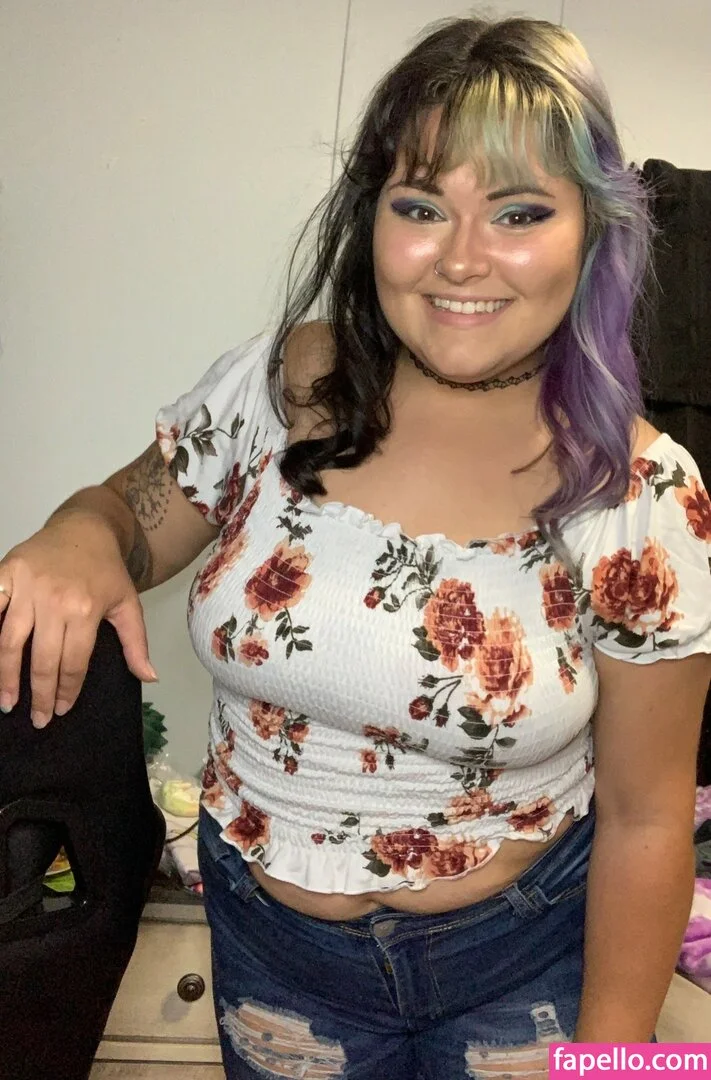 SkyebellaXXX Onlyfans Photo Gallery 