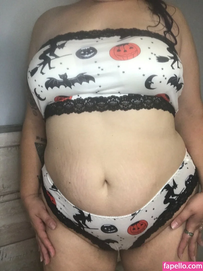 SkyebellaXXX Onlyfans Photo Gallery 