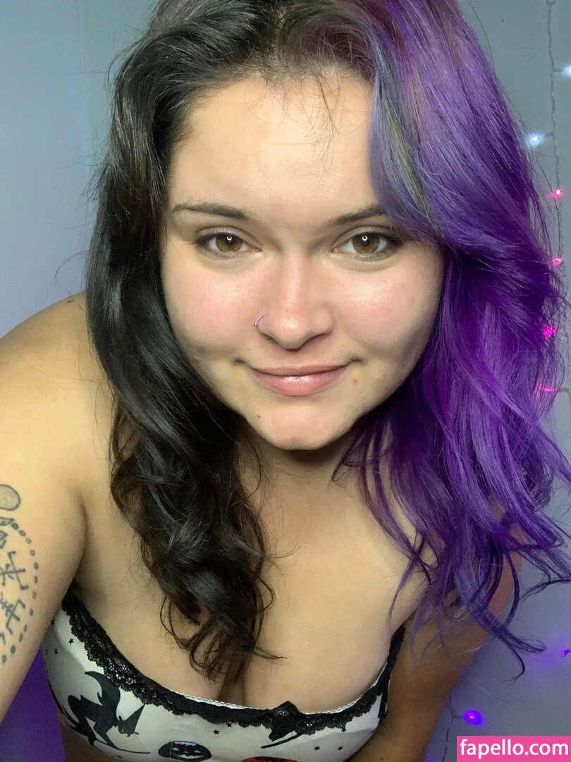 SkyebellaXXX Onlyfans Photo Gallery 