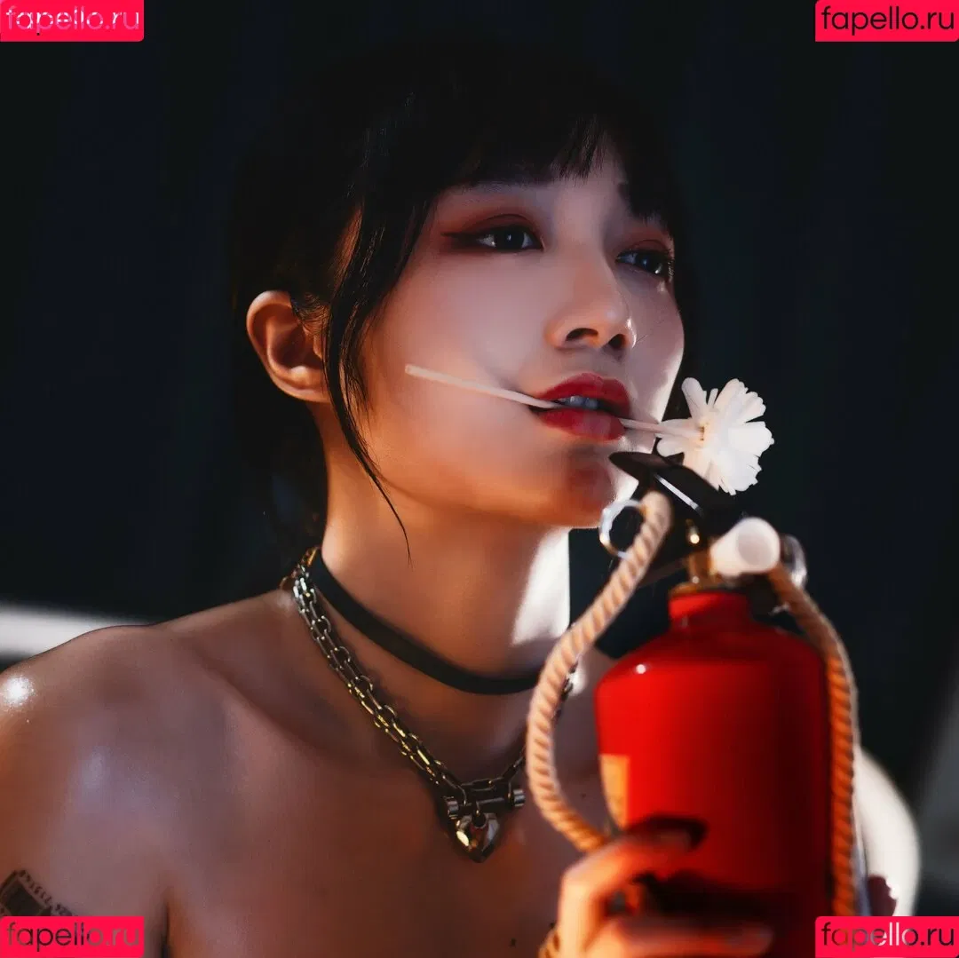 aooomi Onlyfans Photo Gallery 